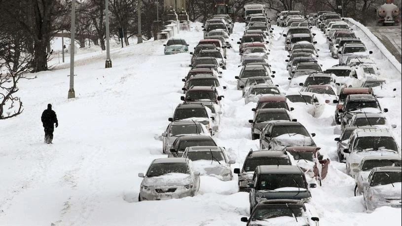 BLOQUÉ SUR LA ROUTE EN HIVER?